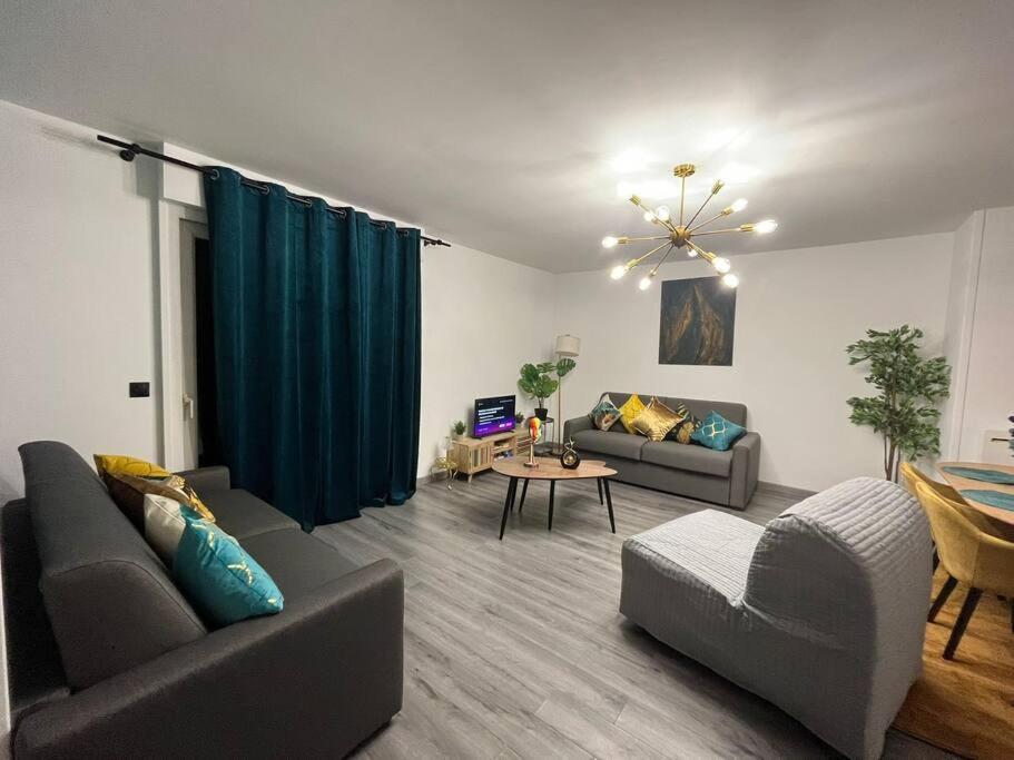 Suite Familiale - 15 Min Disney Бюсси-Сен-Жорж Экстерьер фото